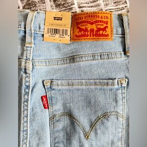 Levi’s high-rise supper skinny Jeans, size 25